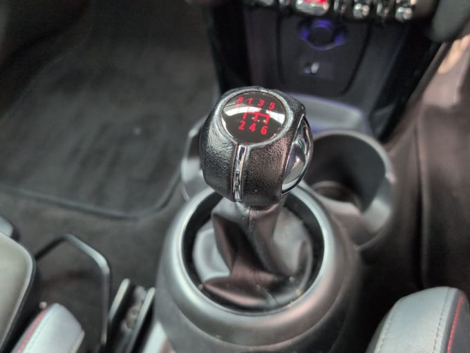 2025 Mini Hatch