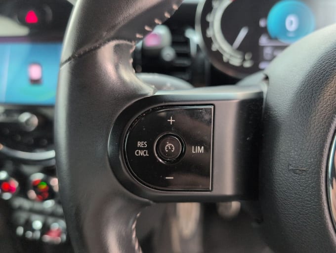 2025 Mini Hatch