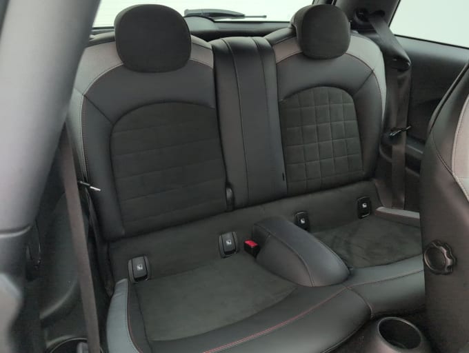 2025 Mini Hatch