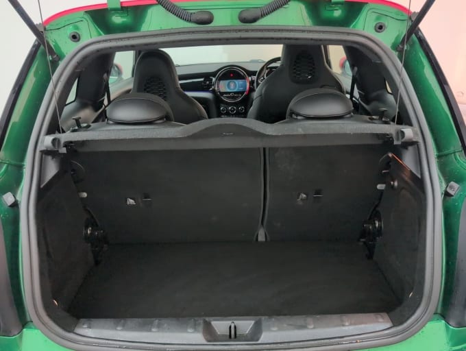2025 Mini Hatch