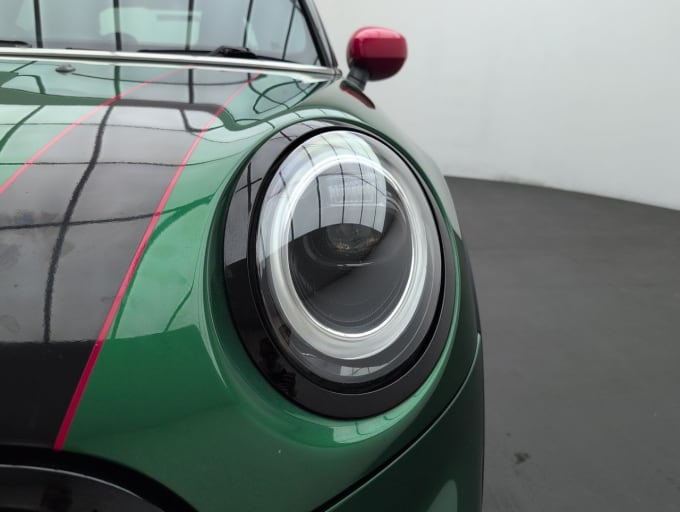 2025 Mini Hatch