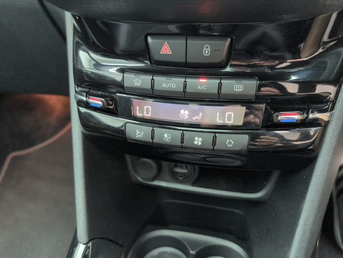 2025 Peugeot 2008