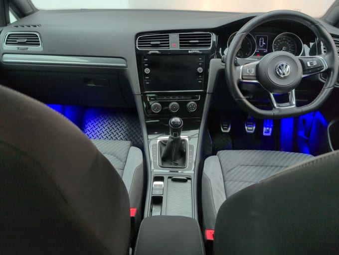 2025 Volkswagen Golf