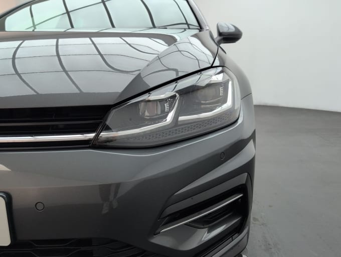 2025 Volkswagen Golf