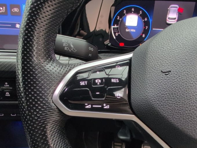 2025 Volkswagen Golf