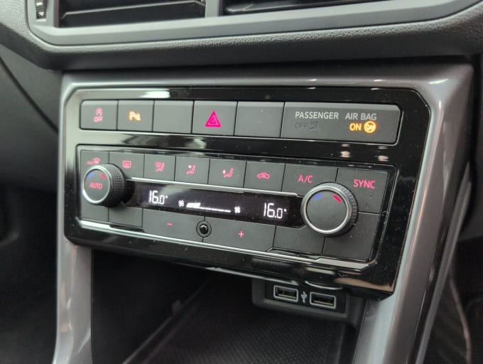 2025 Volkswagen T-cross