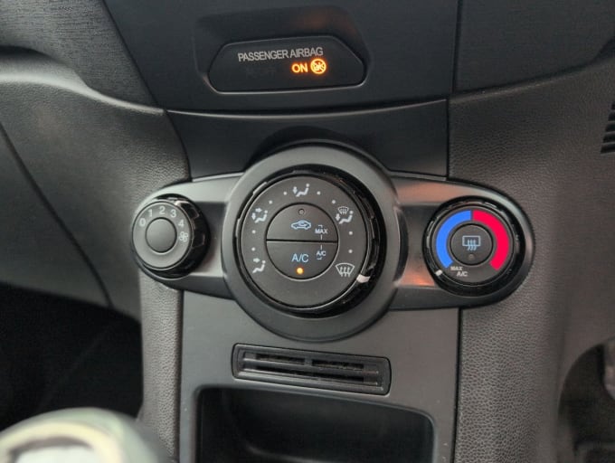 2025 Ford Fiesta