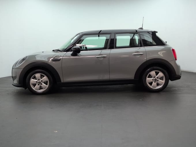 2025 Mini Hatch