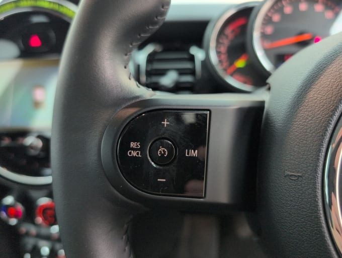 2025 Mini Hatch
