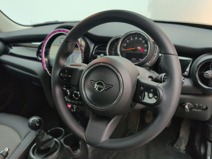 2025 Mini Hatch