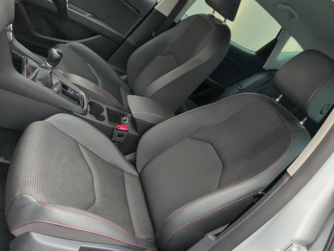 2025 Seat Leon