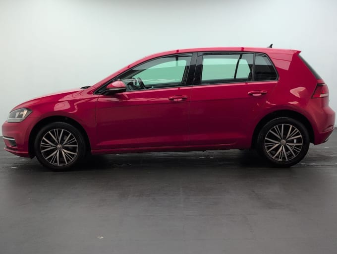 2025 Volkswagen Golf