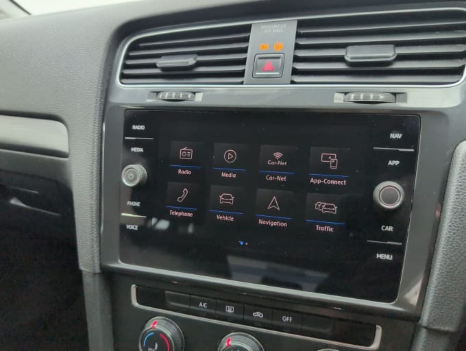 2025 Volkswagen Golf