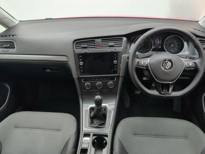 2025 Volkswagen Golf