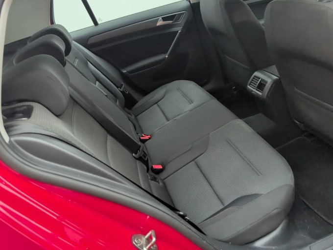 2025 Volkswagen Golf