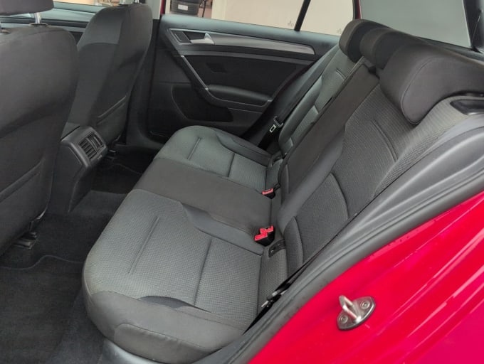 2025 Volkswagen Golf