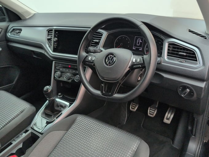 2025 Volkswagen T-roc