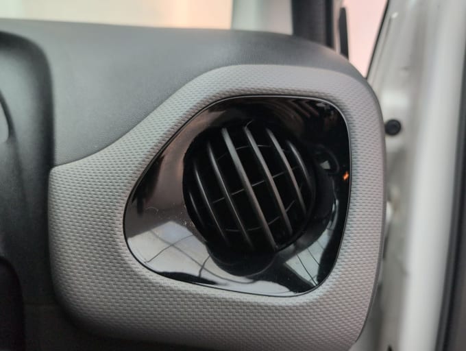 2025 Peugeot 108