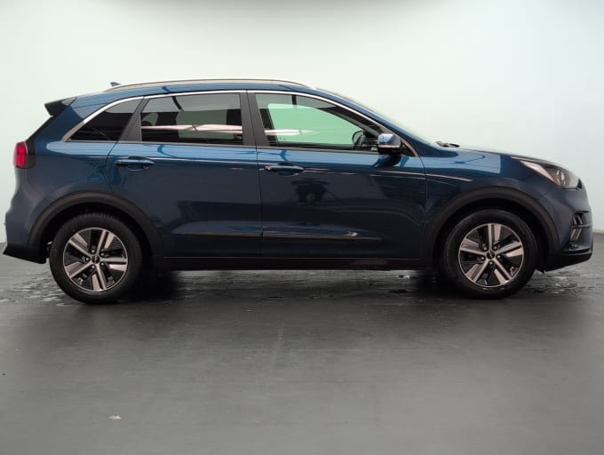 2025 Kia Niro