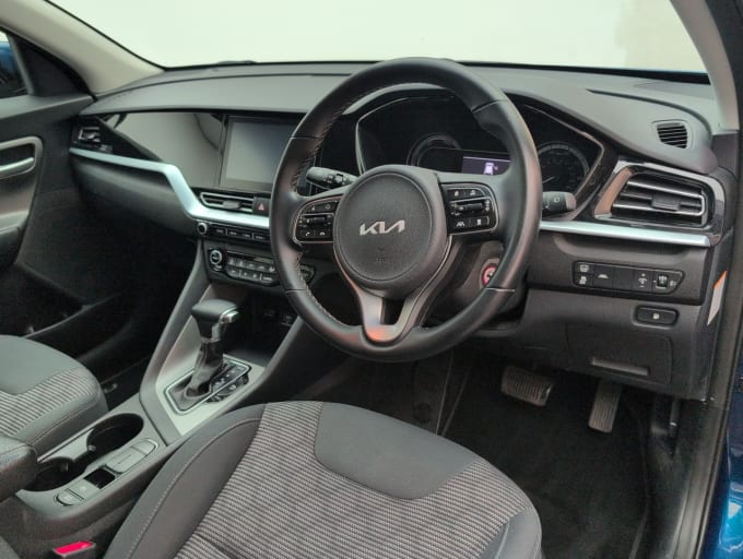 2025 Kia Niro