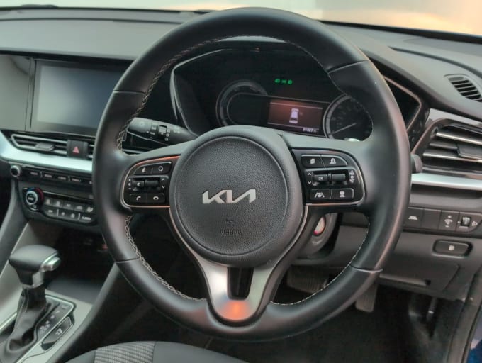 2025 Kia Niro