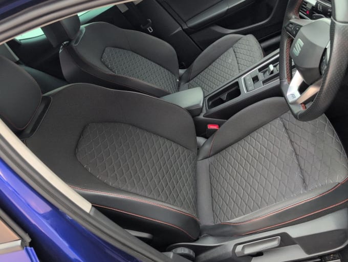 2025 Seat Leon