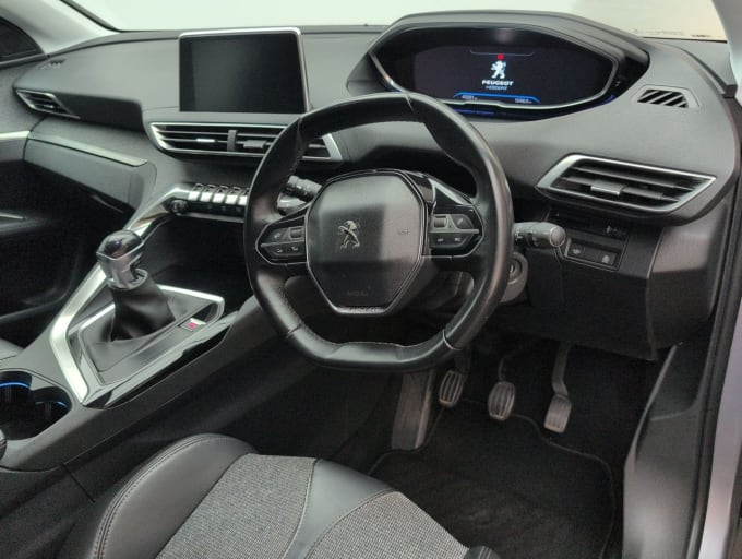 2025 Peugeot 3008