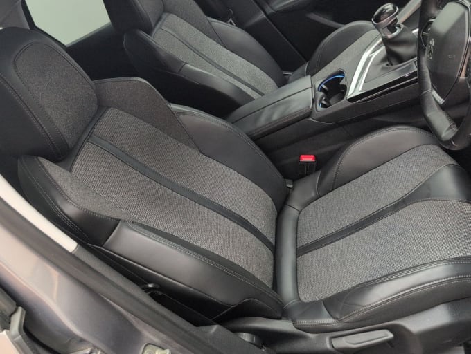 2025 Peugeot 3008