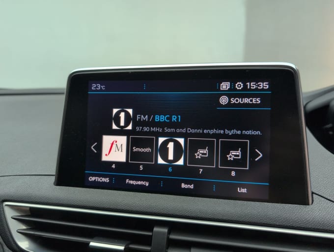 2025 Peugeot 3008