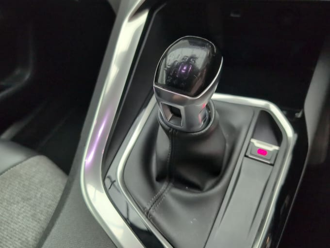 2025 Peugeot 3008