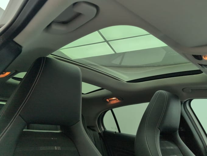 2025 Mercedes-benz Gla Class