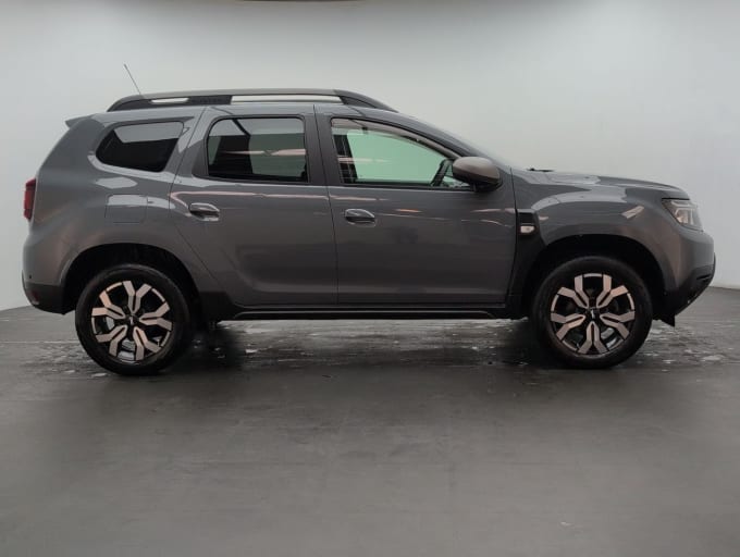 2025 Dacia Duster