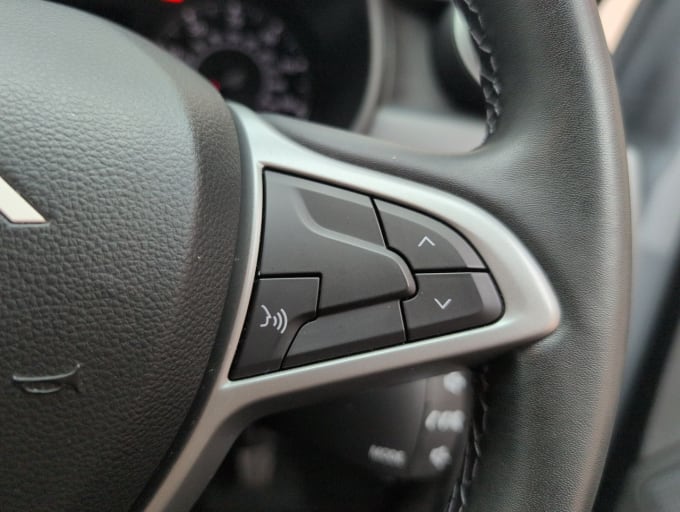 2025 Dacia Duster