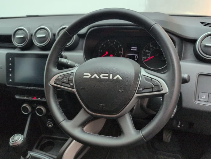 2025 Dacia Duster
