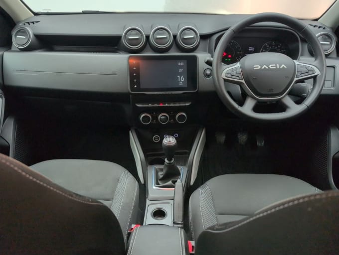 2025 Dacia Duster