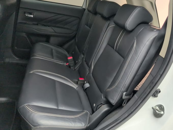 2025 Mitsubishi Outlander