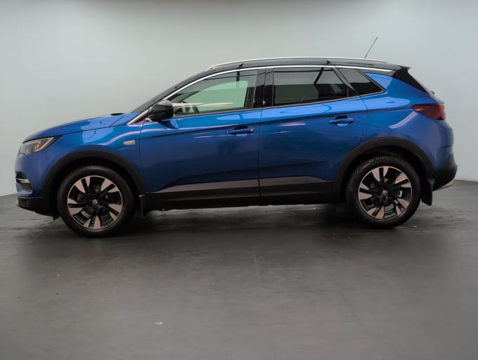 2025 Vauxhall Grandland X