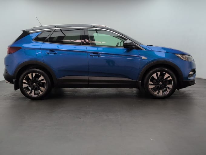2025 Vauxhall Grandland X