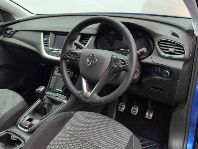 2025 Vauxhall Grandland X