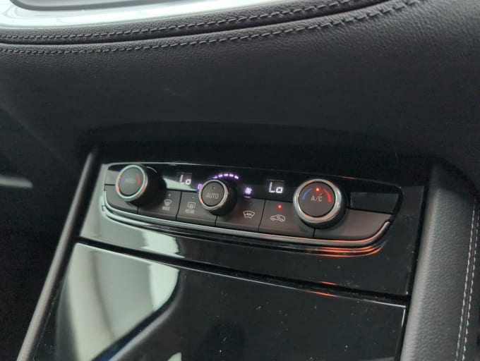 2025 Vauxhall Grandland X