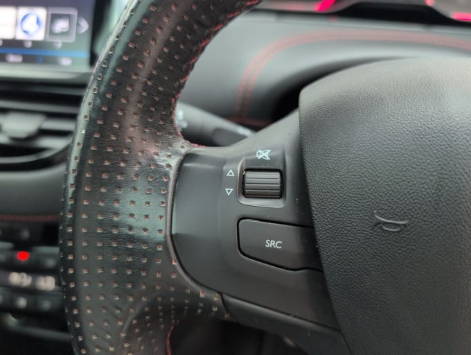 2025 Peugeot 208