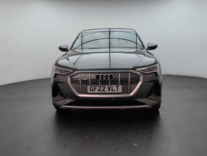 2025 Audi E-tron