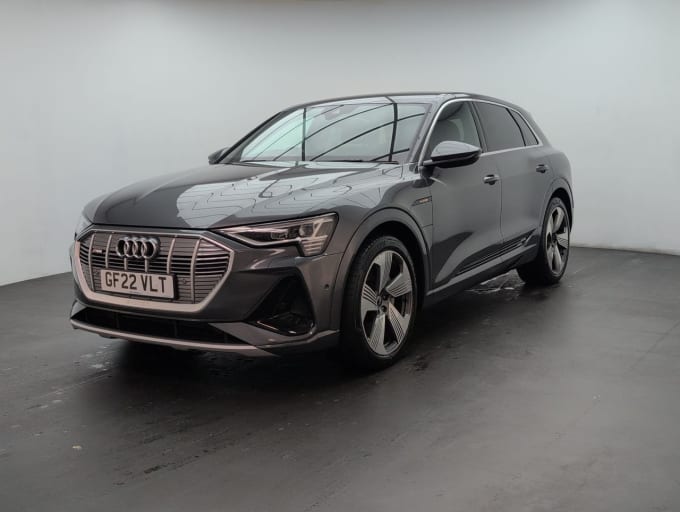 2025 Audi E-tron