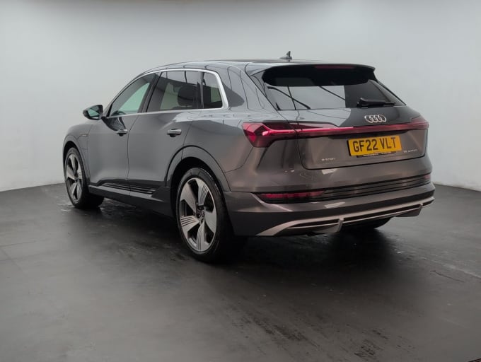 2025 Audi E-tron