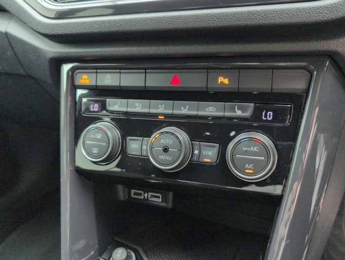 2025 Volkswagen T-roc