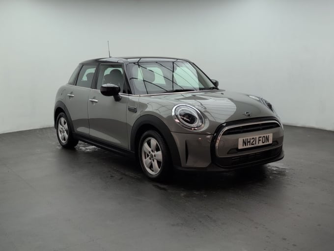 2025 Mini Hatch