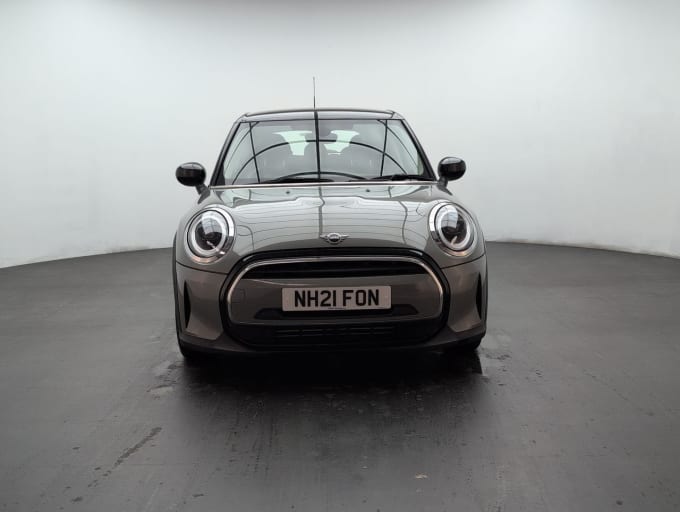2025 Mini Hatch