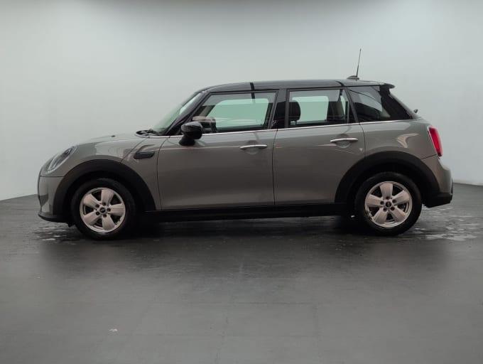 2025 Mini Hatch