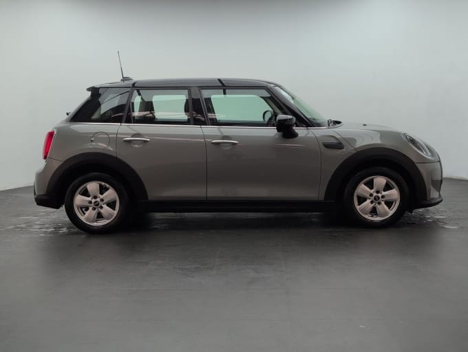 2025 Mini Hatch