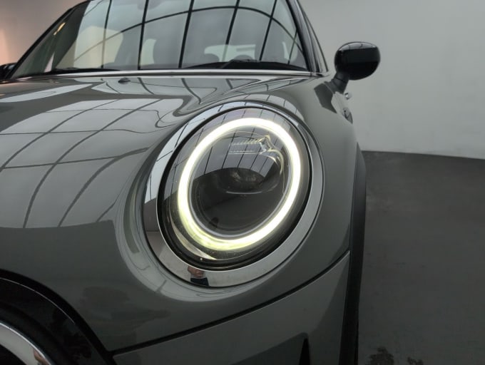 2025 Mini Hatch